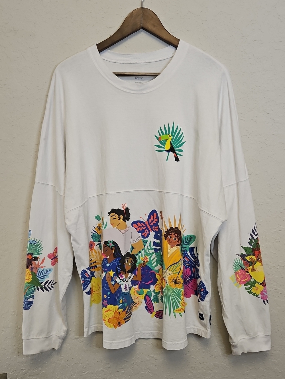 Disney Parks Encanto "Time To Shine" Size XL Spirit Jersey